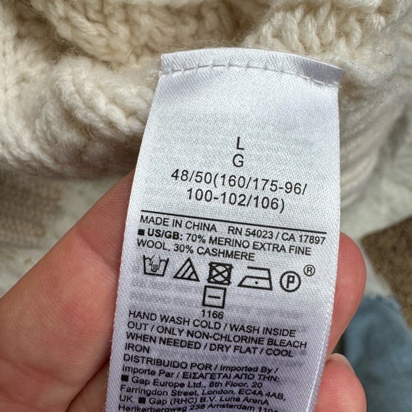 Banana Republic | Cashmere/Merino Ivory Sweater (L) - Picture 5 of 5